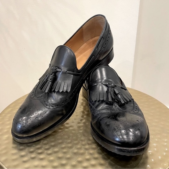 Gucci Tassel Wingtip Loafers - Picture 2 of 9